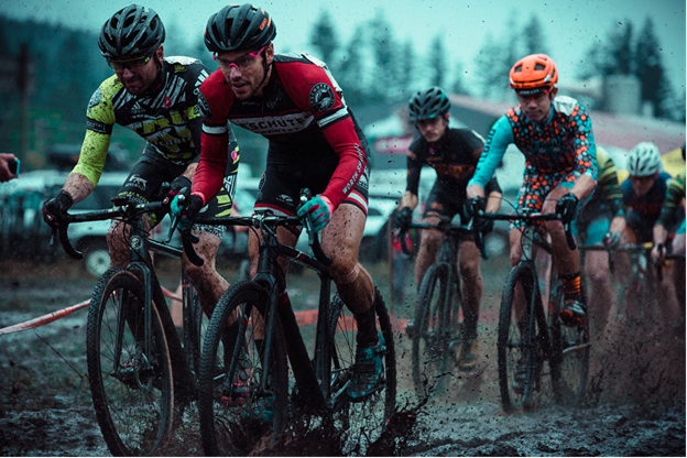 Аэродинамический усилитель крутящего момента переднего колеса велосипеда